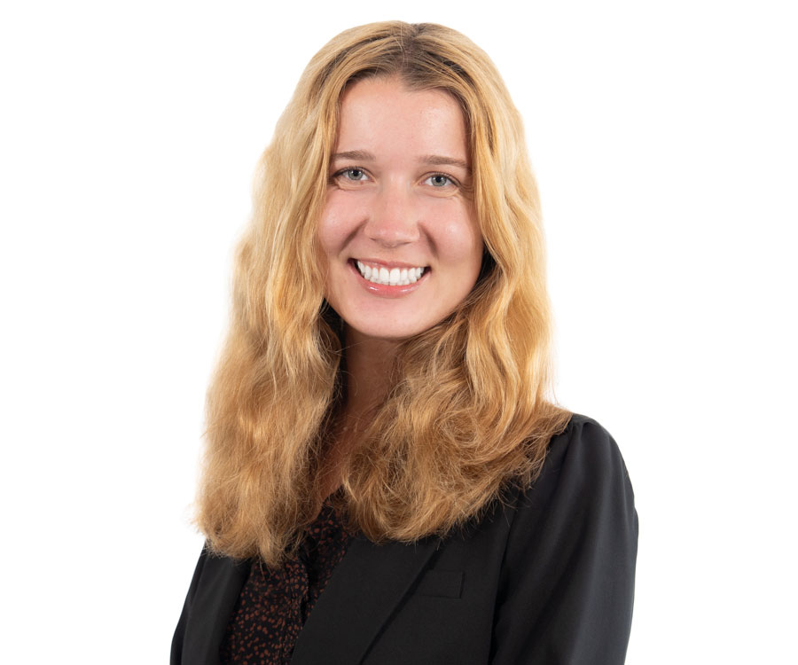 Ava Whitehorn Headshot